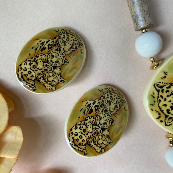 Lee Sands Leopard Ceramic Necklace and Earring Set - Vintage 1980s - Picture 8 of 11